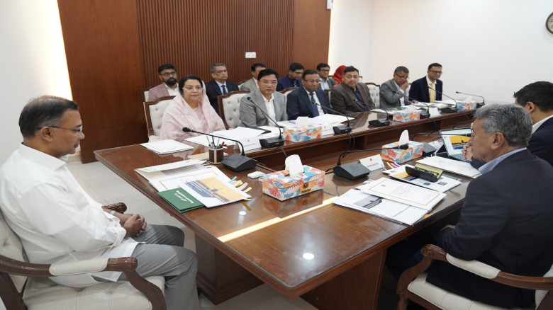 প্রধানমন্ত্রী তারেক রহমান-এর সভাপতিত্বে হযরত শাহজালাল আন্তর্জাতিক বিমানবন্দরের ৩য় টার্মিনাল বিষয়ে মন...